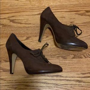 Nine West Oxford high heel